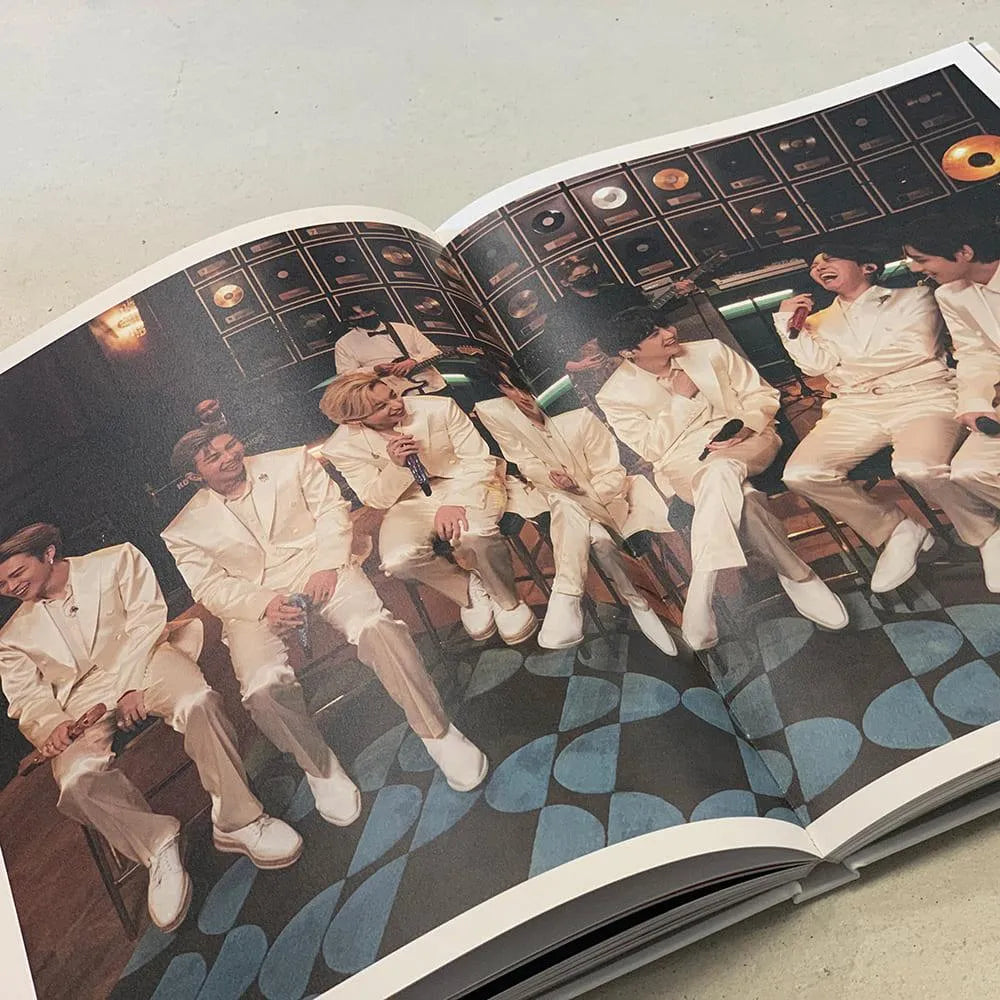 K-POP・アジア THE FACT BTS PHOTO BOOK Amazon.com: Dreamus BTS - 2021 THE FACT BTS PHOTOBOOK