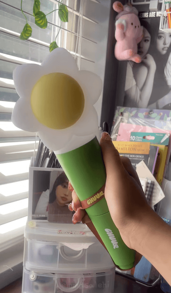 Chuu - Official Light Stick - Oppa Store